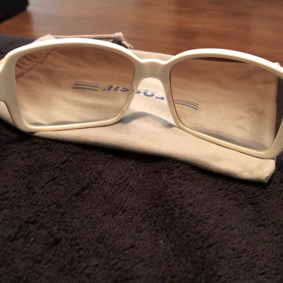 FOSSIL SUNGLASSES - Picture 3 of 4